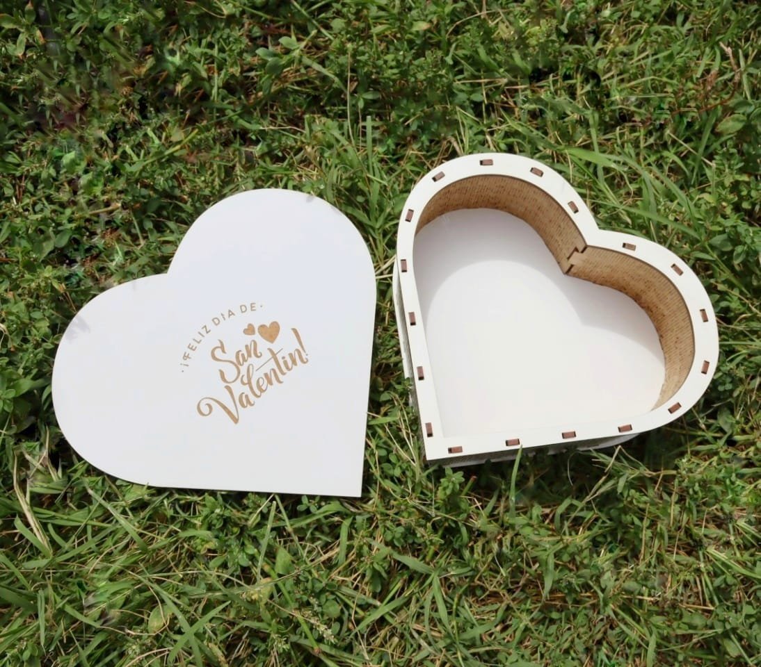 Caja Corazon MDF 6 unid