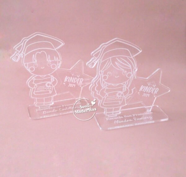 Recuerdos acrílico graduación niños - Imagen 2